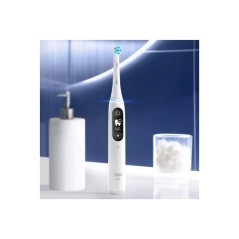 Oral-B Electric Toothbrush | iO6 | Rechargeable | For adults | Number of brush heads included 1 | Number of teeth brushing modes